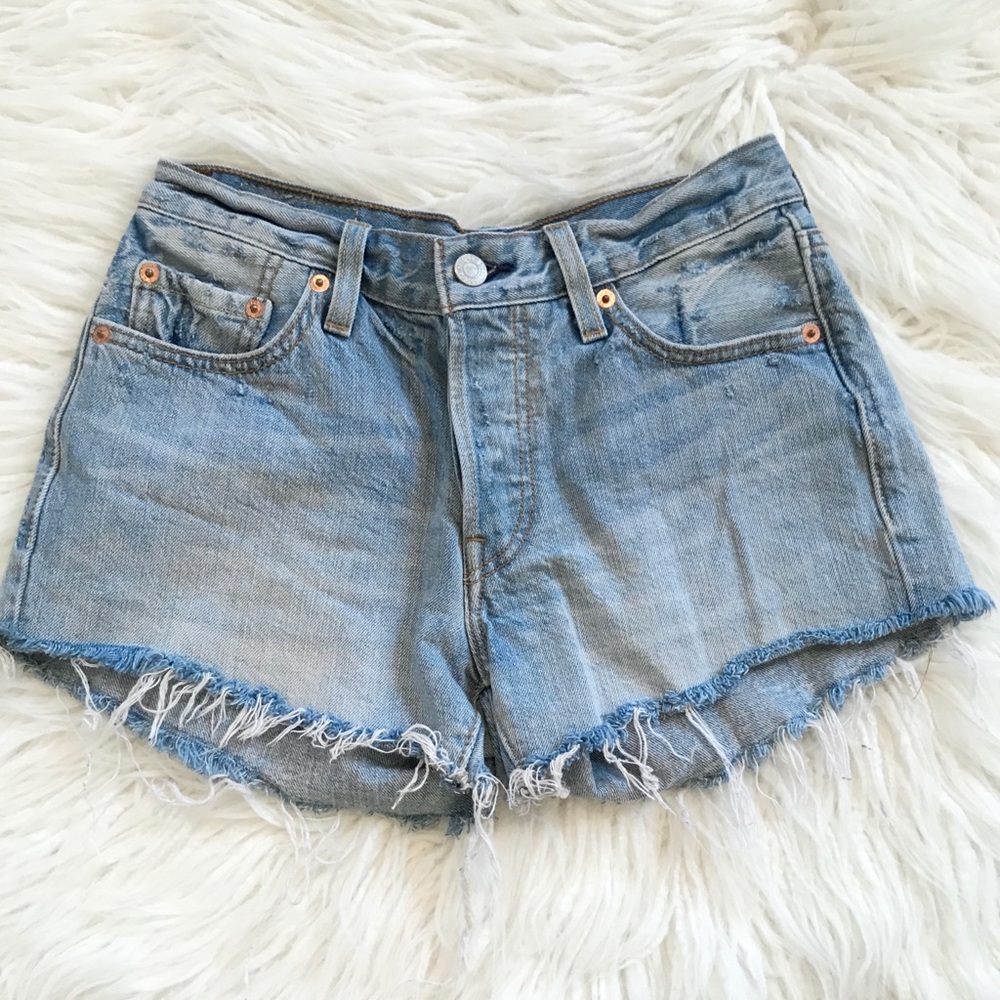 Levi’s Light Wash 501 Denim Shorts